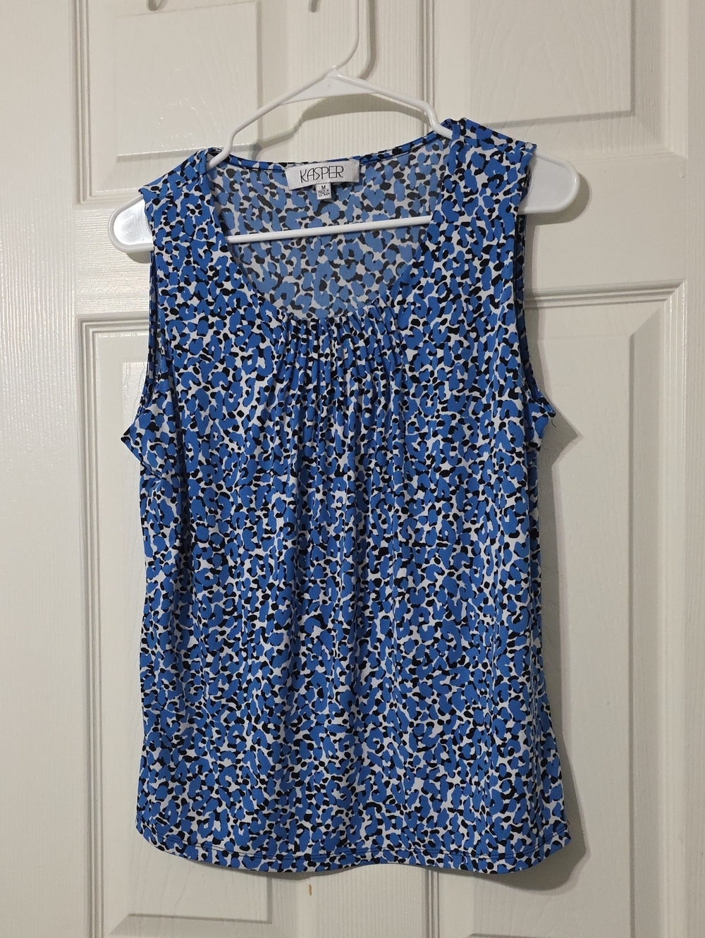 Kasper Blue and White Printed Sleeveless Shell